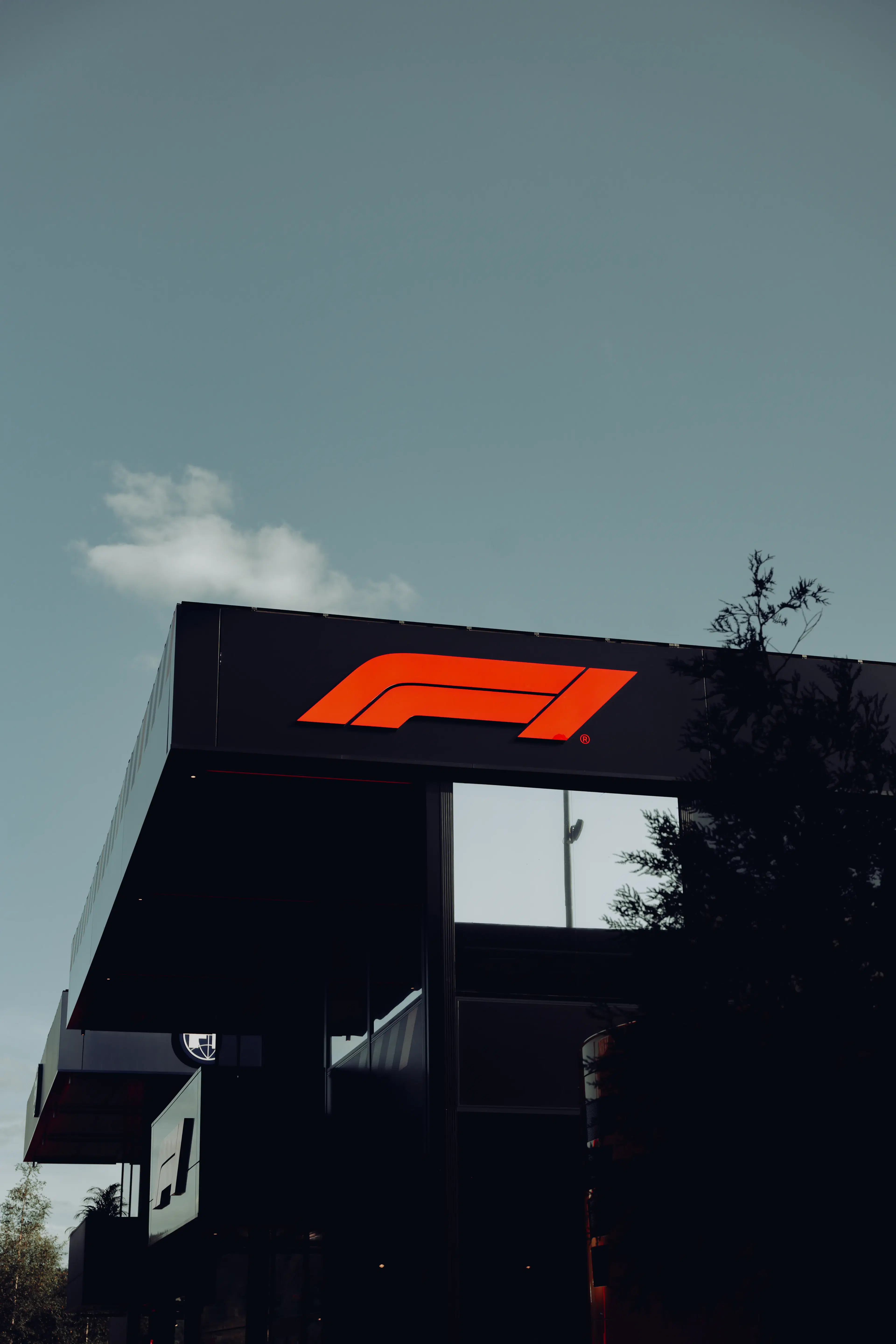 F1 Logo